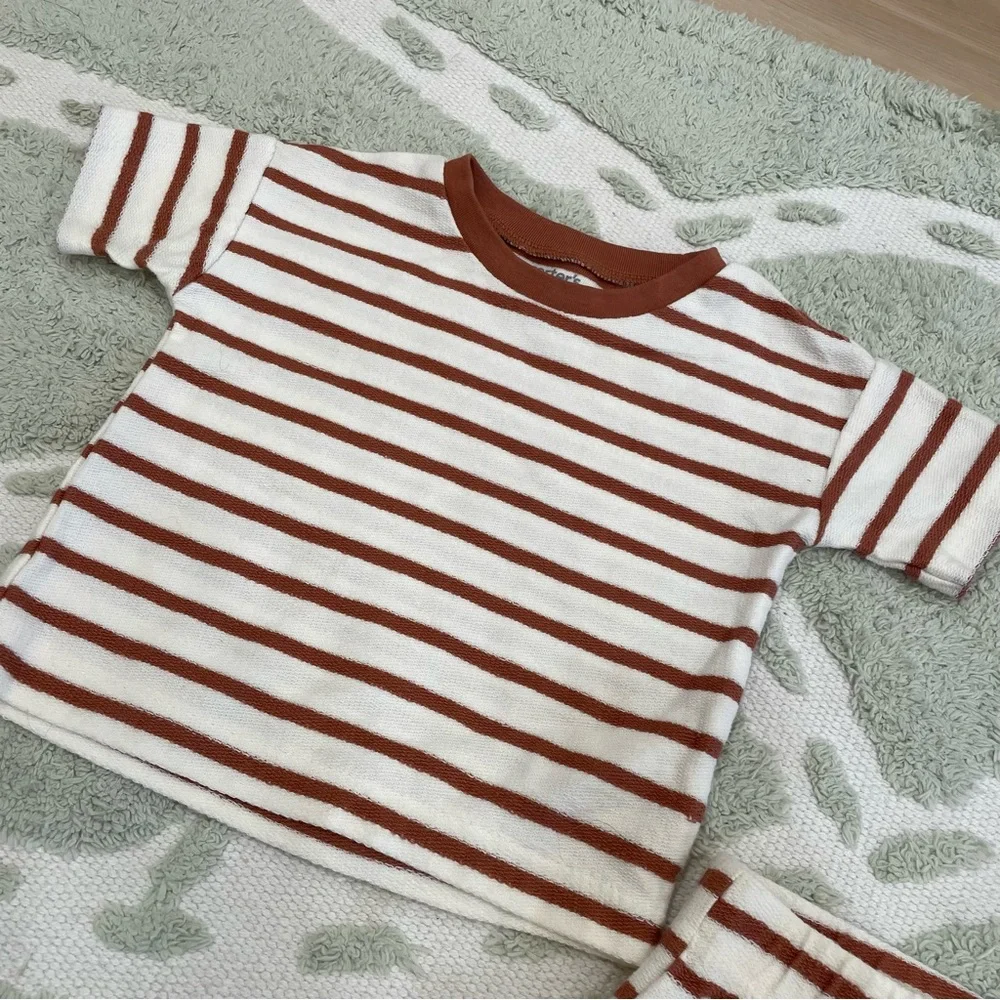 Carter’s Textured Stripe Set of Ringer Tshirt and Shorts in Rust - 9 Months